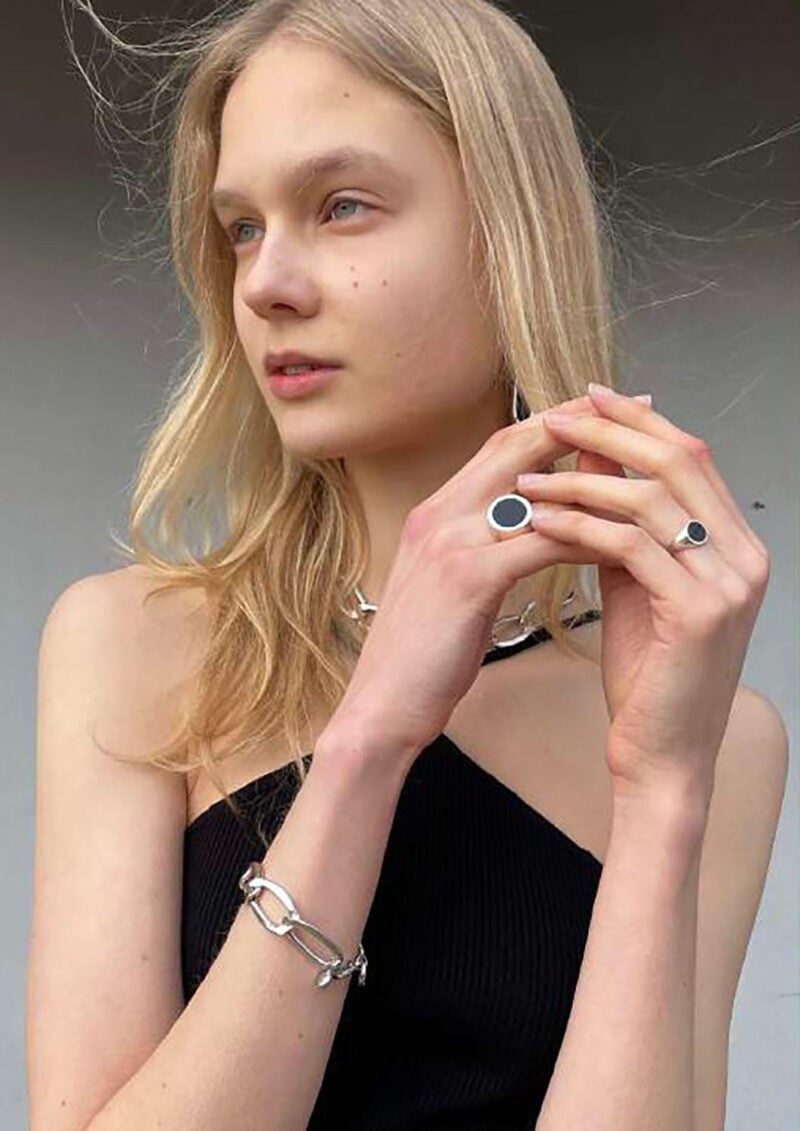 scho-lb-fw21_Page_044